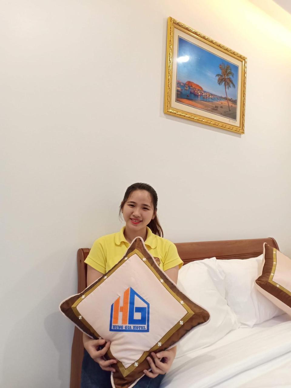 Hung Gia Hotel Quy Nhon Exterior photo
