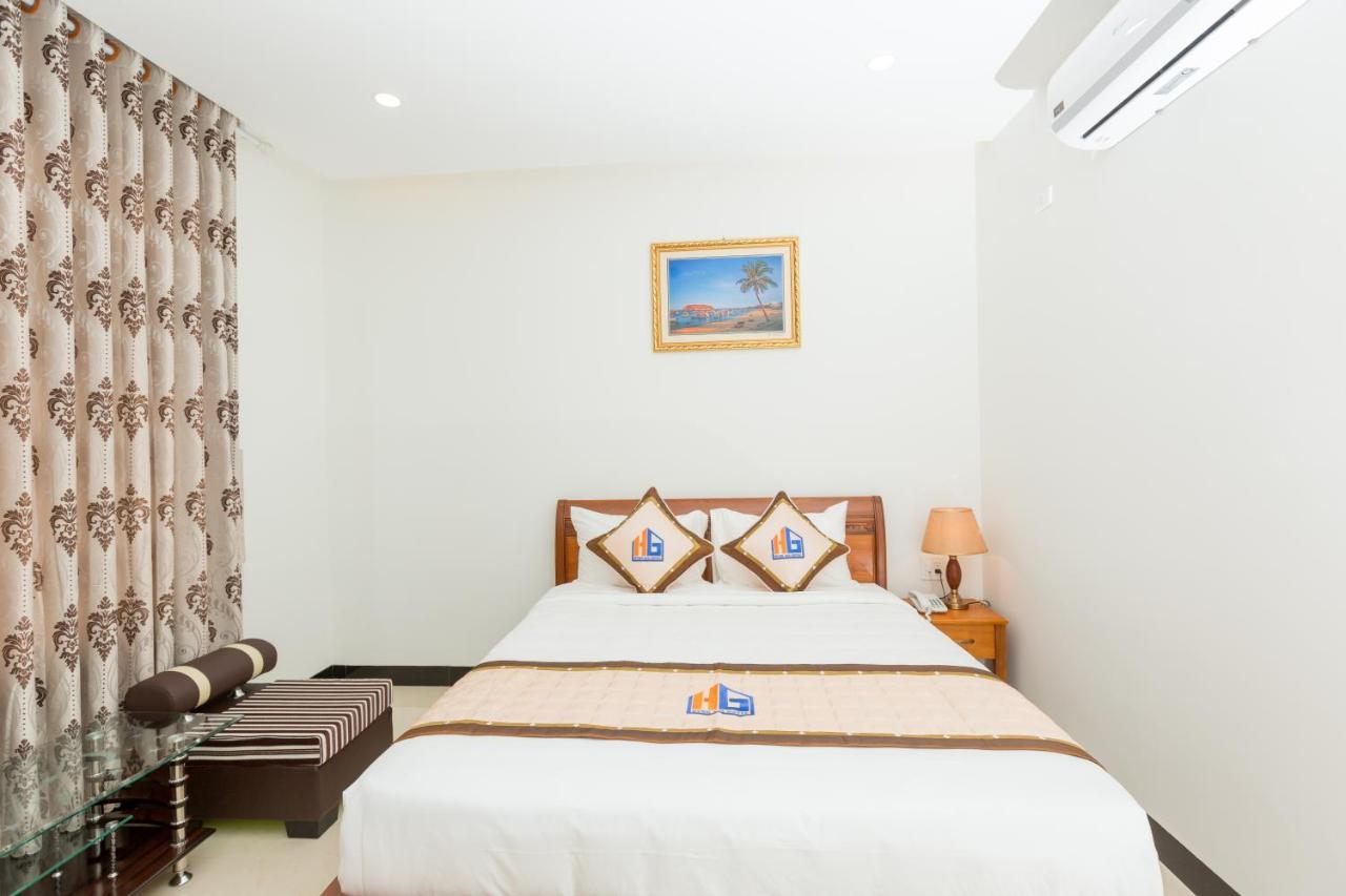 Hung Gia Hotel Quy Nhon Exterior photo